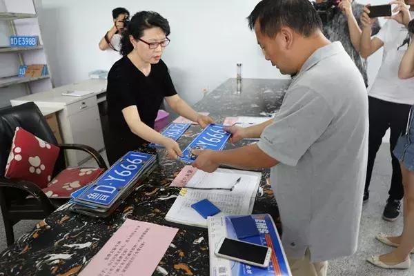 新闻简讯（亚洲杯小组赛）乌兹别克斯坦再加上俄罗斯比分深度解读-权威解读