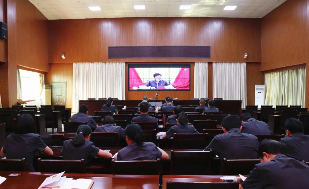 头条速递（欧冠）科摩罗、布基纳法索比分即时播报-热点剖析
